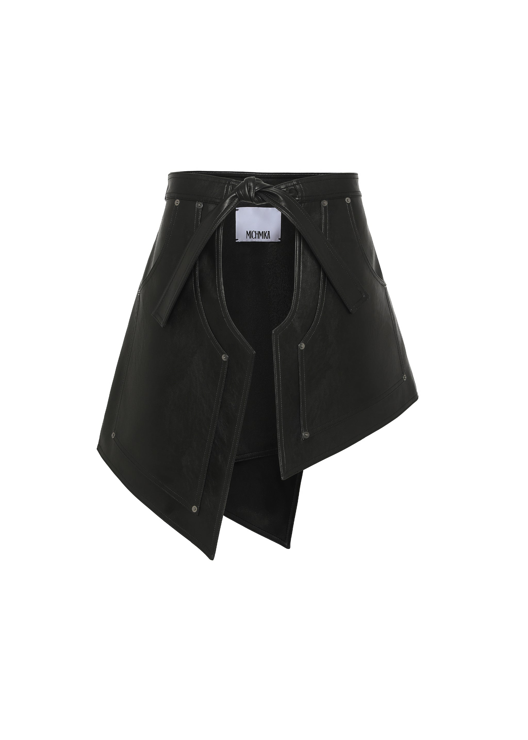Maekake Apron in Black | MICHMIKA